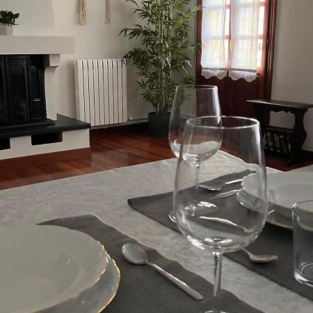 Duplex 122M2, 4 Dormitorios, 2 Banos Completos, Wifi 1Gb Mundaka Buitenkant foto