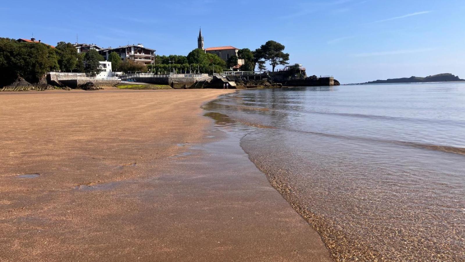 Duplex 122M2, 4 Dormitorios, 2 Banos Completos, Wifi 1Gb Mundaka Buitenkant foto